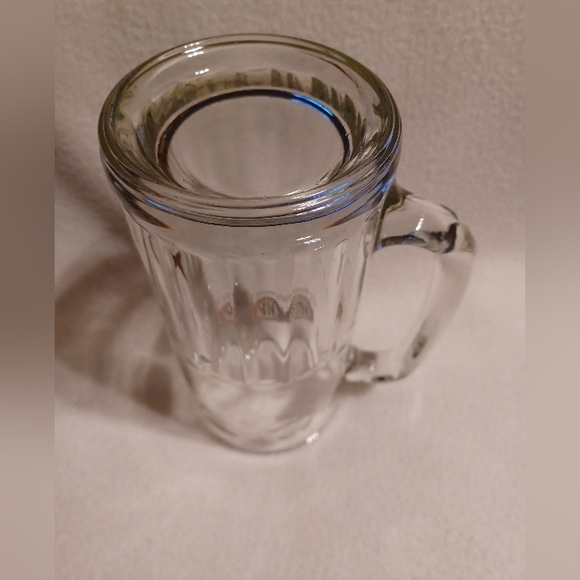 A&W 18oz Glass Mug - Picture 6 of 8